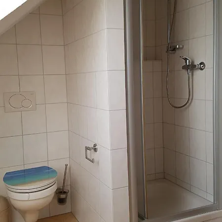 Nah Am Diek 2 Erwachsene Und 3 Babybett Vorhanden, Wallbox Gegen Gebuehr Nutzbar Brunsbuttel