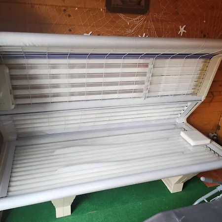 Nah Am Diek 2 Erwachsene Und 3 Babybett Vorhanden, Wallbox Gegen Gebuehr Nutzbar Brunsbuttel