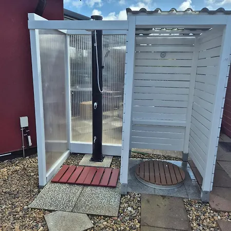 Nah Am Diek 2 Erwachsene Und 3 Babybett Vorhanden, Wallbox Gegen Gebuehr Nutzbar Appartement Brunsbuttel